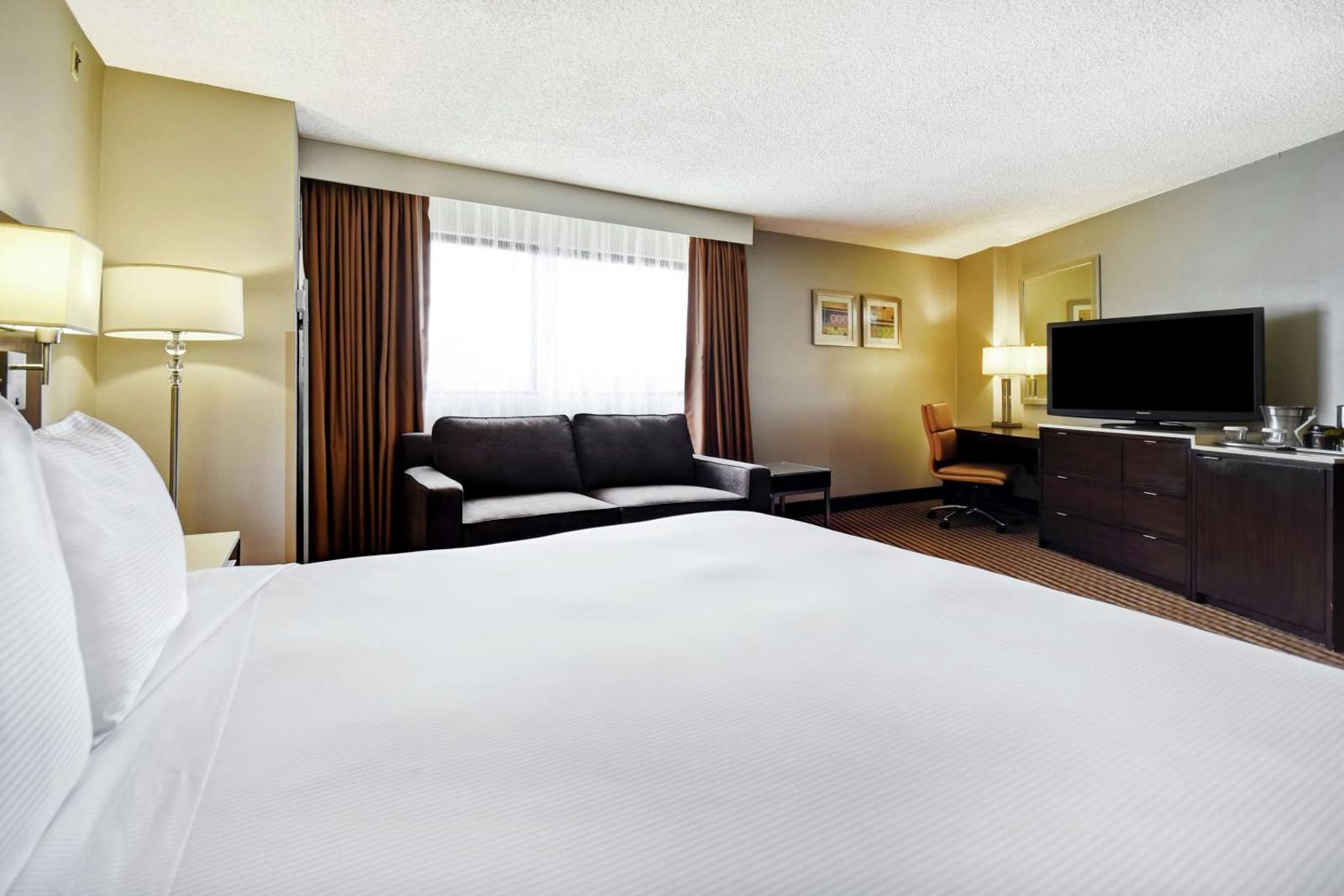 DoubleTree By Hilton Hotel Pleasanton At The Club