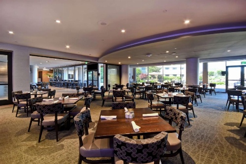 DoubleTree By Hilton Hotel Pleasanton At The Club image 21