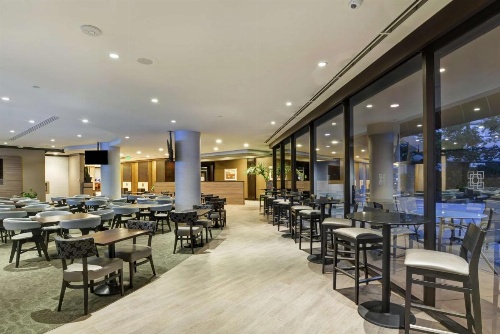 DoubleTree By Hilton Hotel Pleasanton At The Club image 28