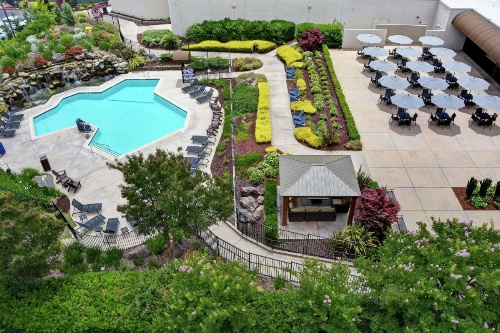 DoubleTree By Hilton Hotel Pleasanton At The Club image 31