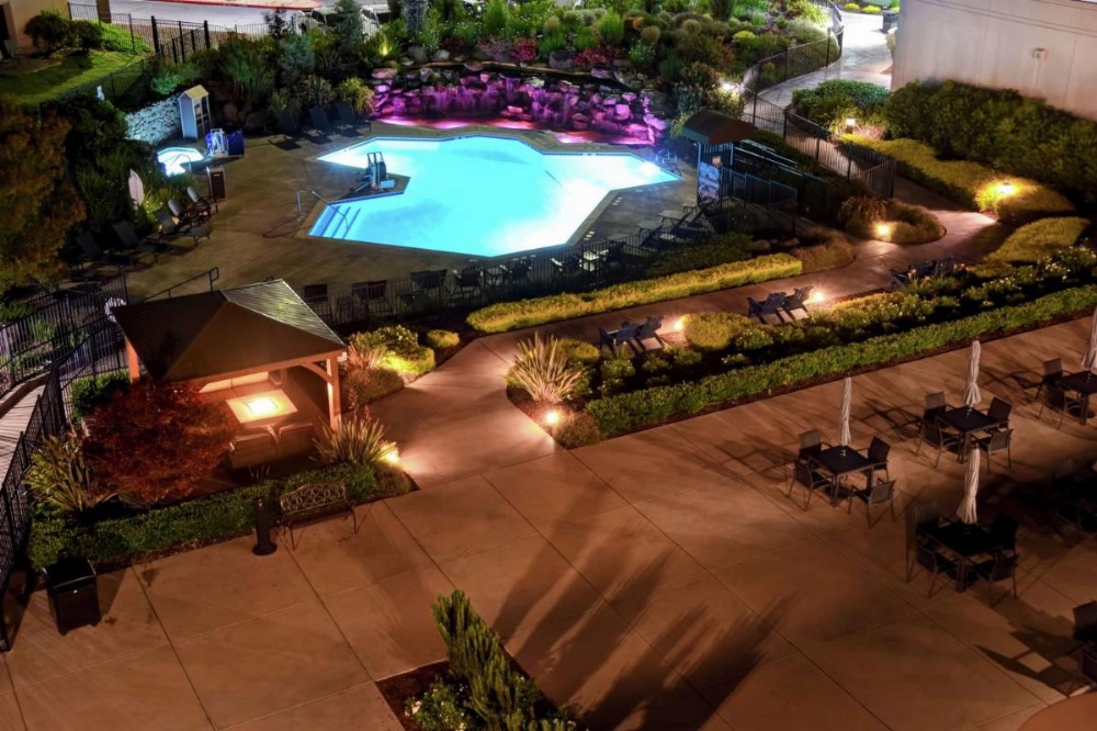 DoubleTree By Hilton Hotel Pleasanton At The Club Image 34