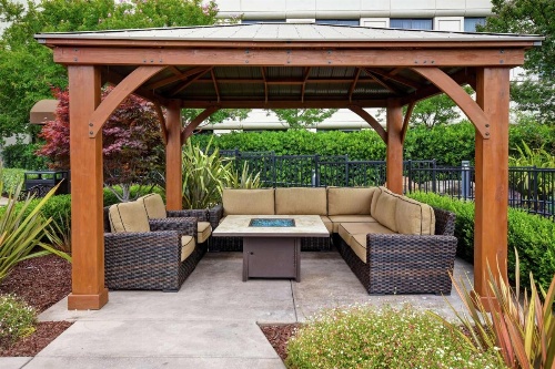 DoubleTree By Hilton Hotel Pleasanton At The Club image 38