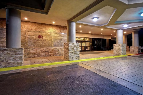 DoubleTree By Hilton Hotel Pleasanton At The Club image 39